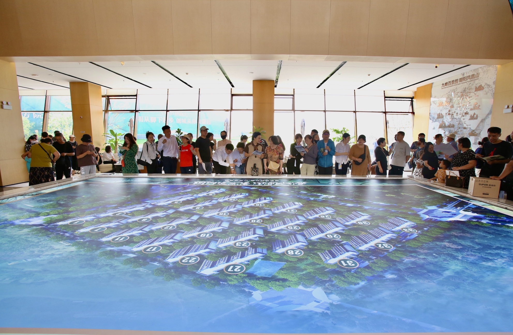 朝阳河东新盘首日登记人气火爆！速来围观！(图2)